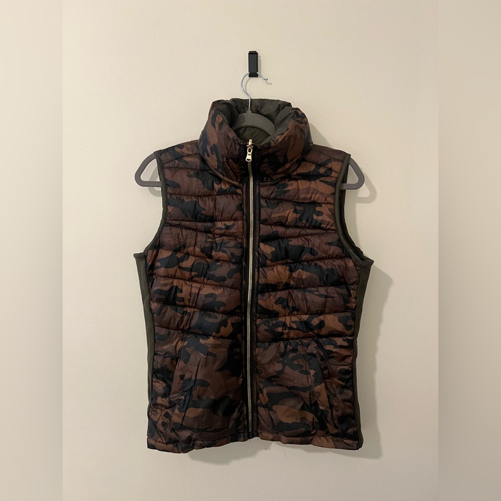 Camouflage Puffer Vest
